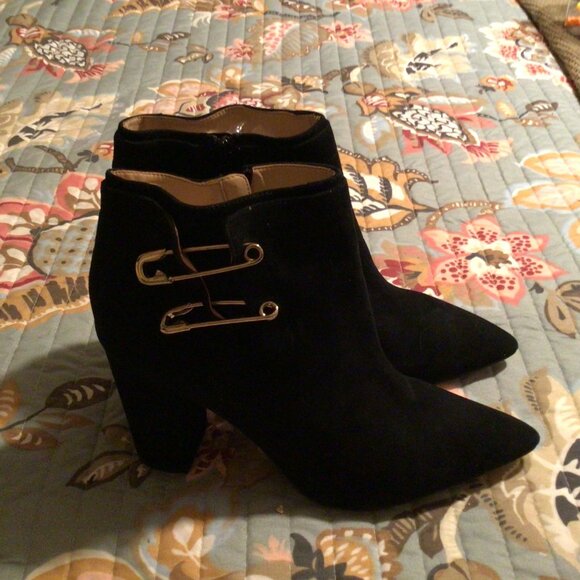 Katy Perry Eliza booties Black Suede Size 11 M - Picture 3 of 7